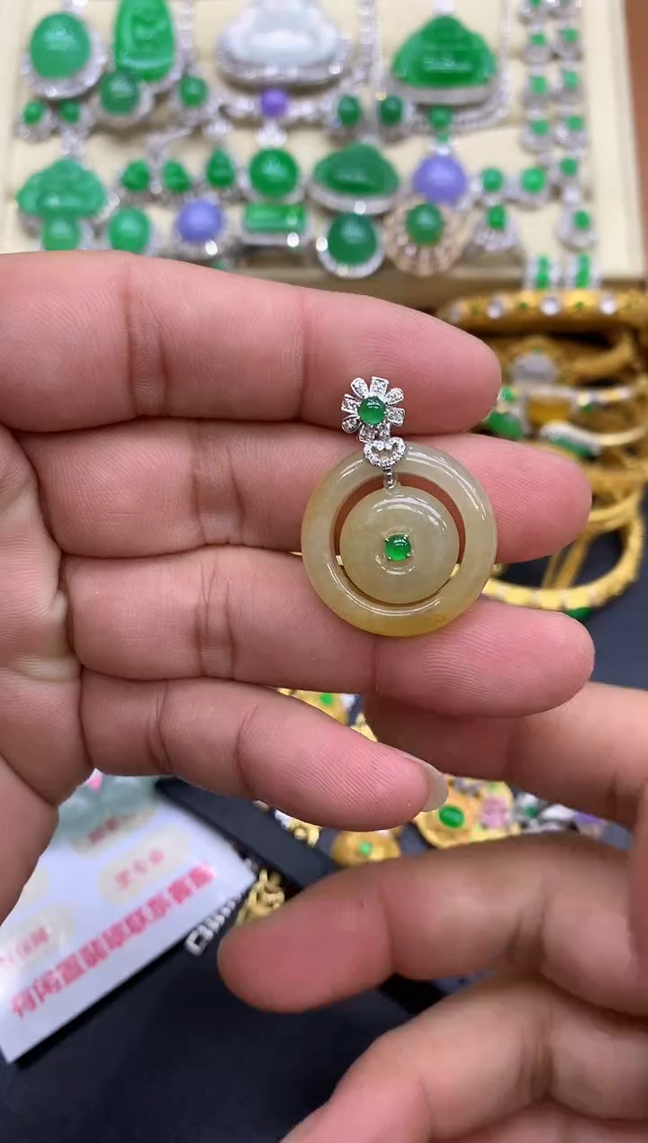 颈饰18K金镶嵌翡翠354-中国好珍宝