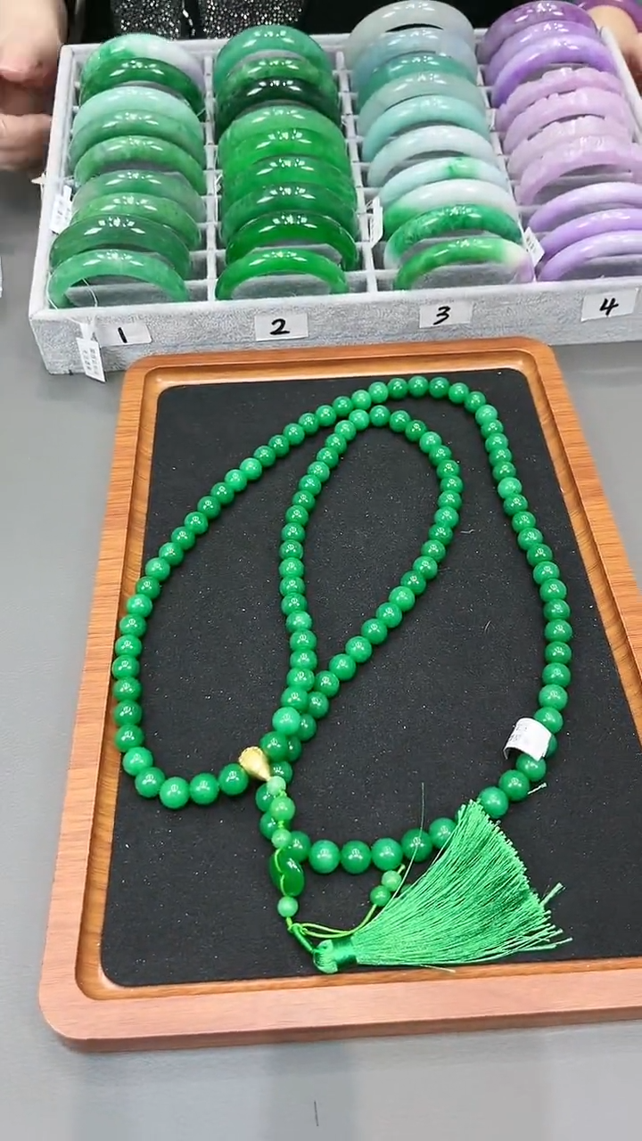 【闪购商品】砖雕s30满绿满绿毛衣链