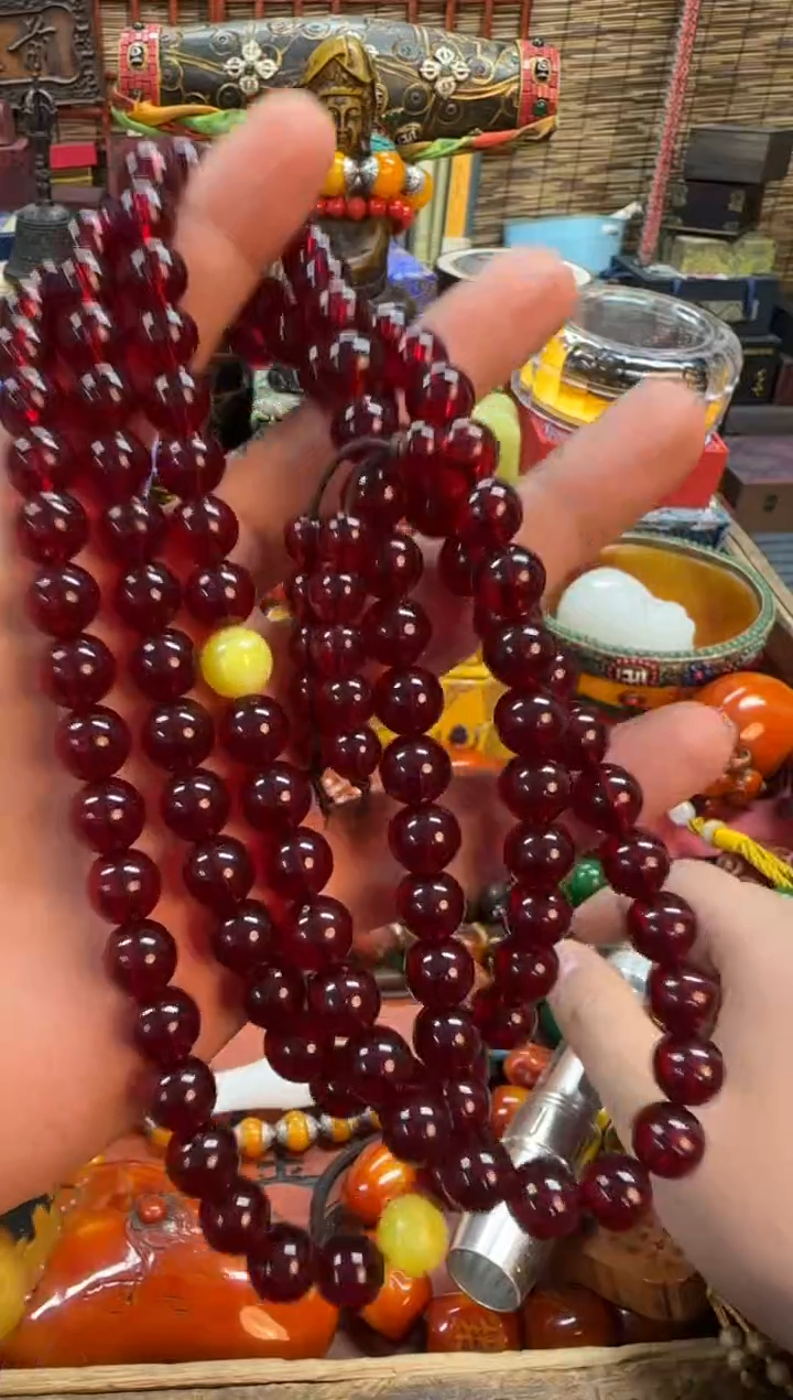 【闪购商品】琥珀裸石未镶嵌推荐好物如图所示