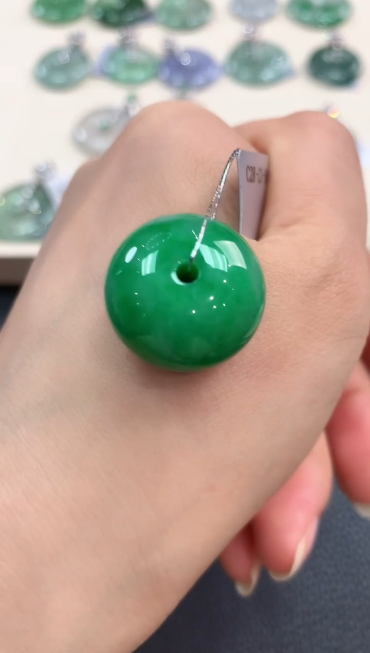 【闪购商品】翡翠吊坠(不含链)未镶嵌   b109不退换