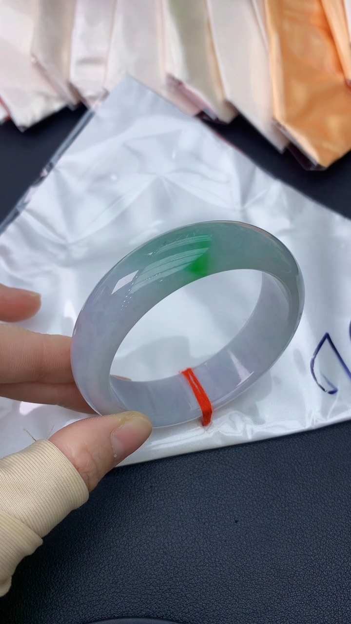 未镶嵌手镯翡翠0550985602