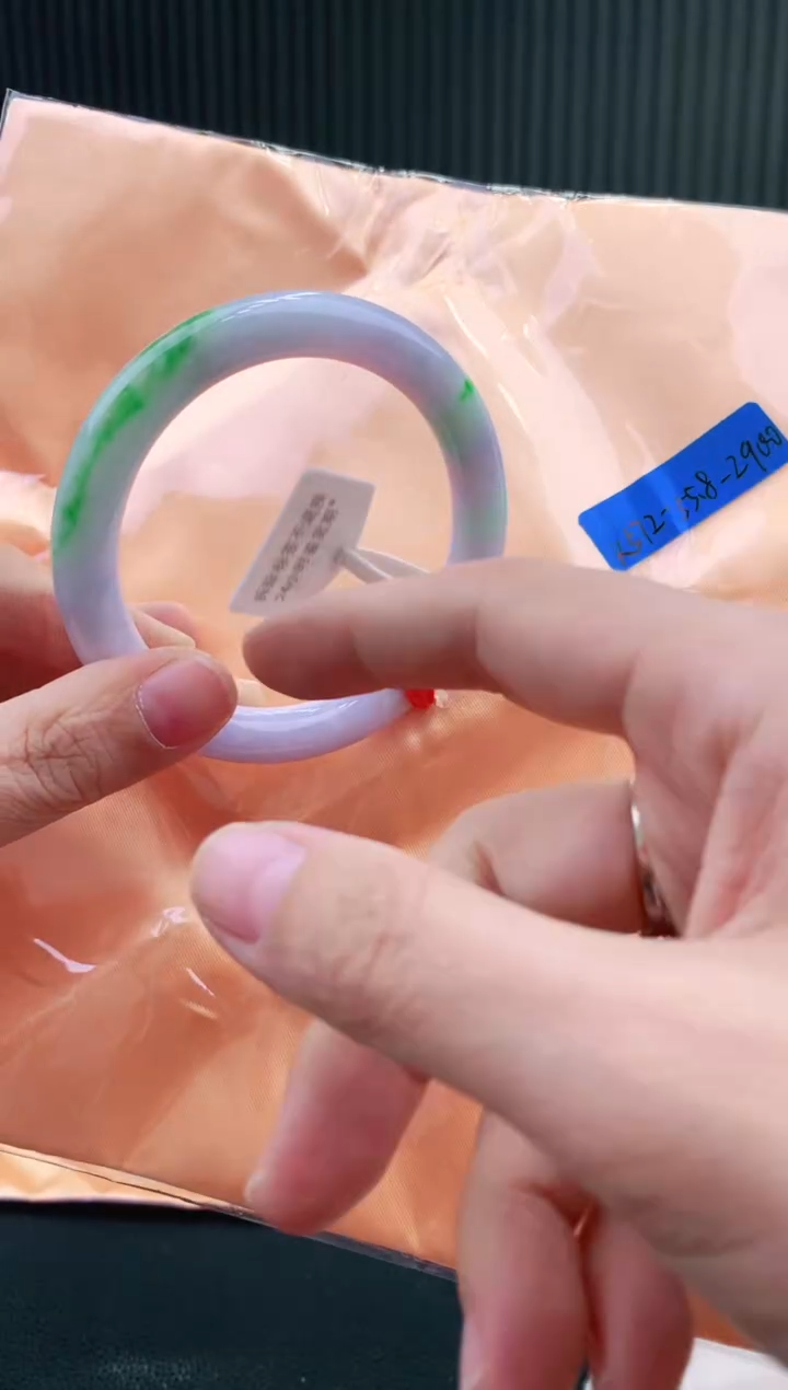 未镶嵌手镯翡翠55