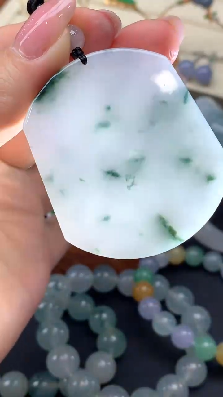 【闪购商品】翡翠颈饰未镶嵌11-天然翡翠