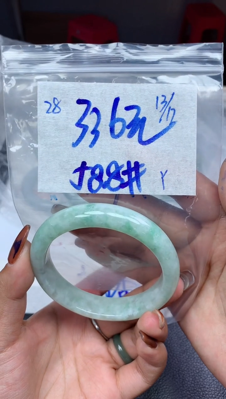 未镶嵌定制翡翠28毛货需精细抛光手镯拍一发一