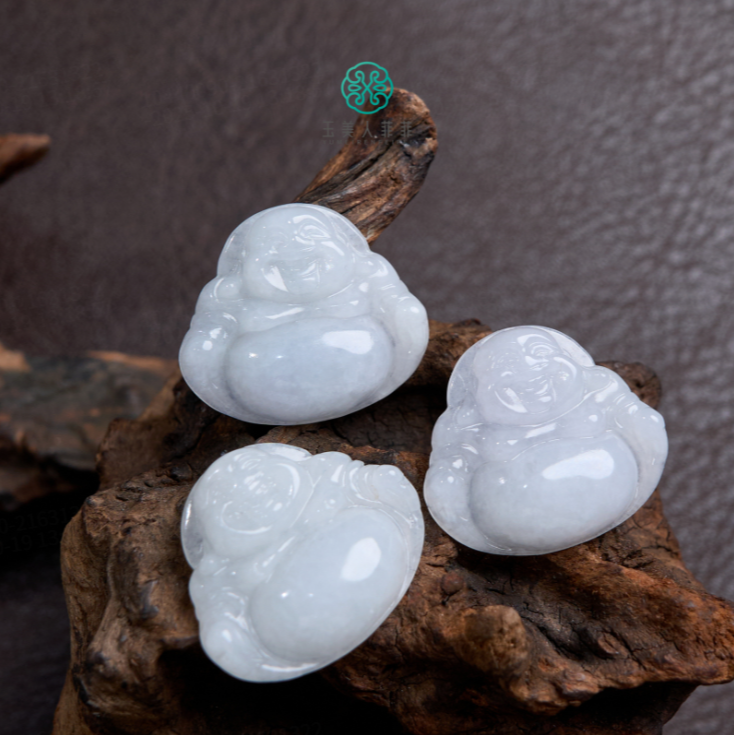 石惑珠宝~翡翠小佛公吊坠约24*28mm%多样性发一