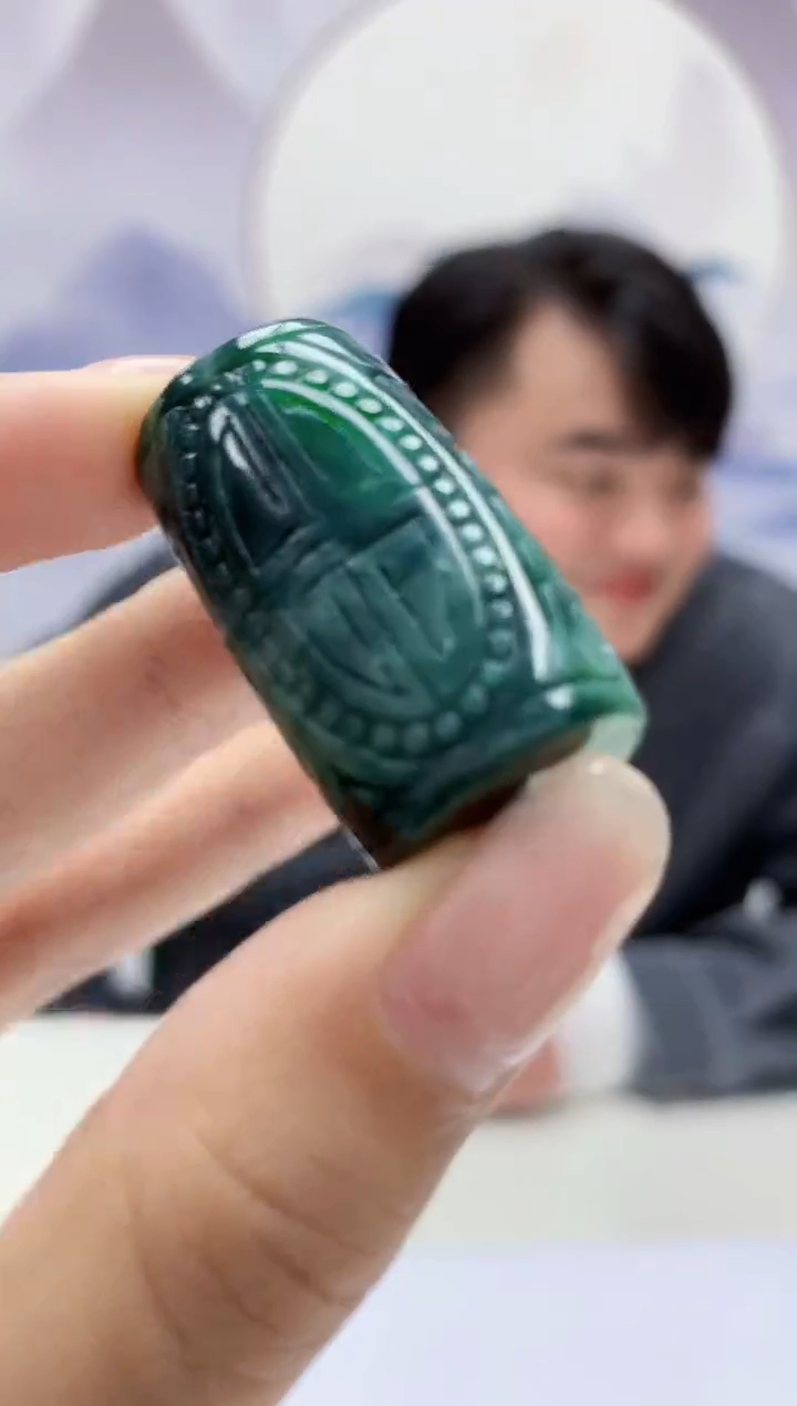 【闪购商品】定制翡翠未镶嵌5060kk-毛货挂件261