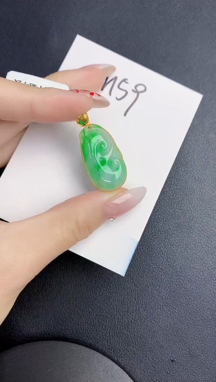 【闪购商品】翡翠颈饰18K金镶嵌00000000000