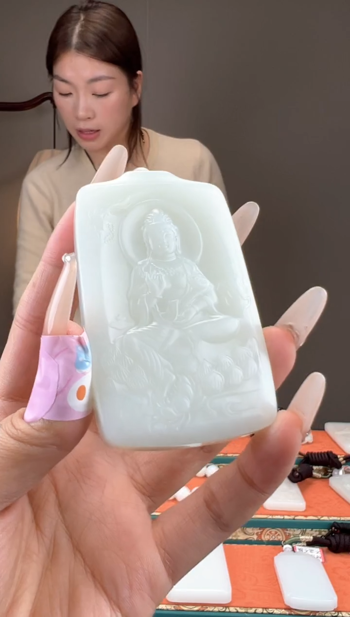 【闪购商品】和田玉颈饰未镶嵌1