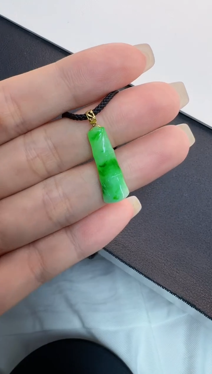 翡翠18K金镶嵌吊坠(不含链)天然缅甸A货缅甸