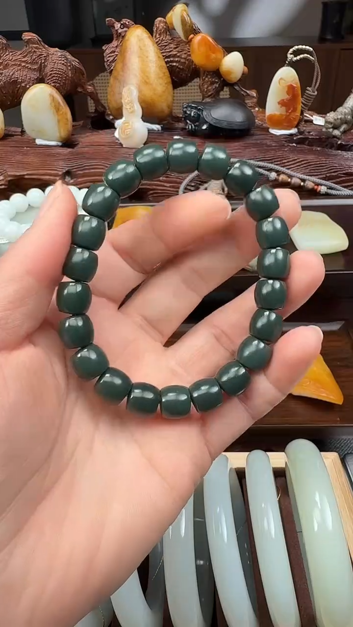 吊坠(不含链)未镶嵌和田玉手串