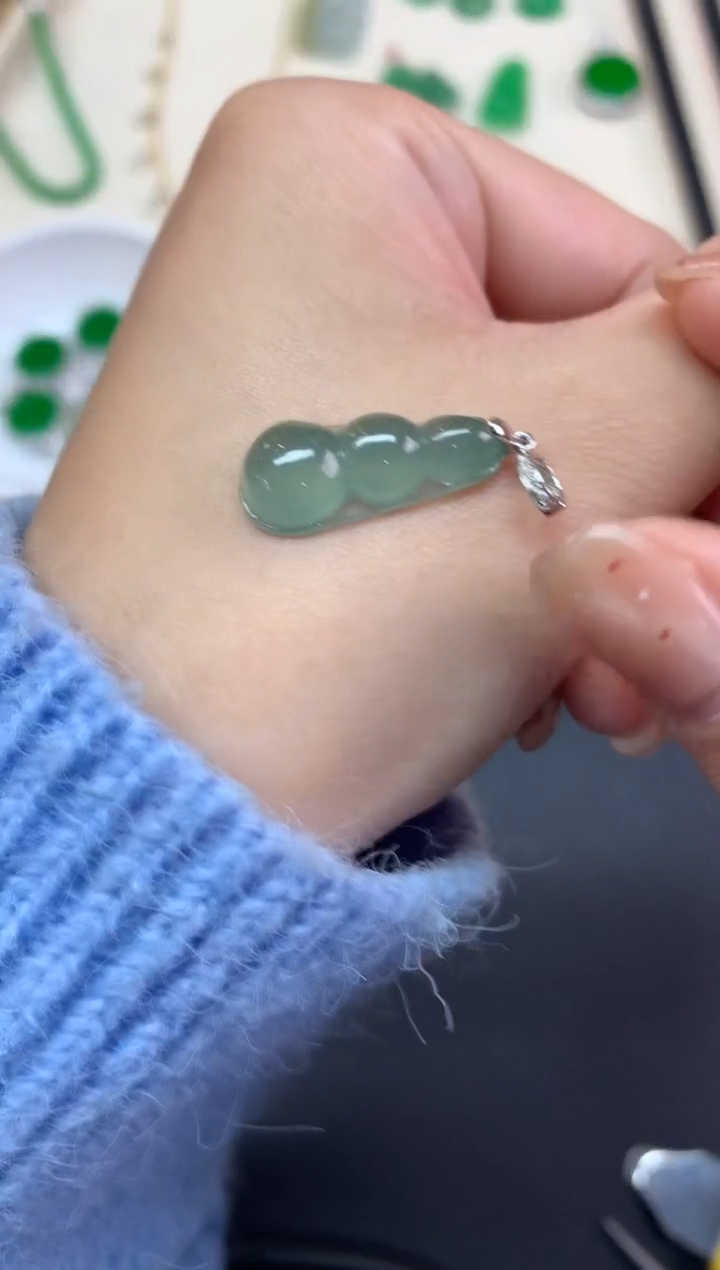 【闪购商品】翡翠吊坠(不含链)18K金镶嵌吊坠A539|980