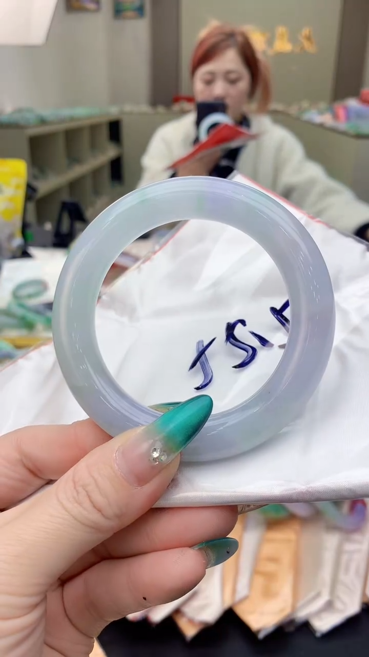 【闪购商品】翡翠手镯未镶嵌0296773185