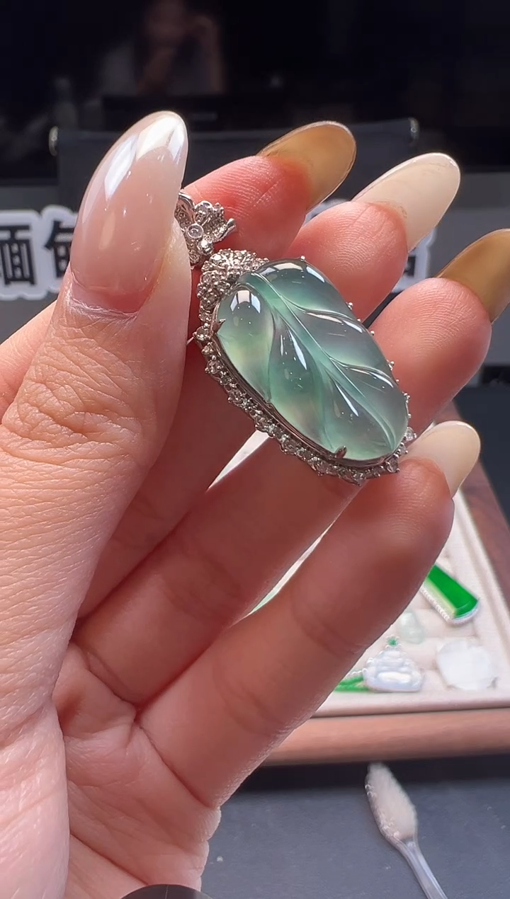 吊坠(不含链)18K金镶嵌翡翠 缅甸珠宝严选