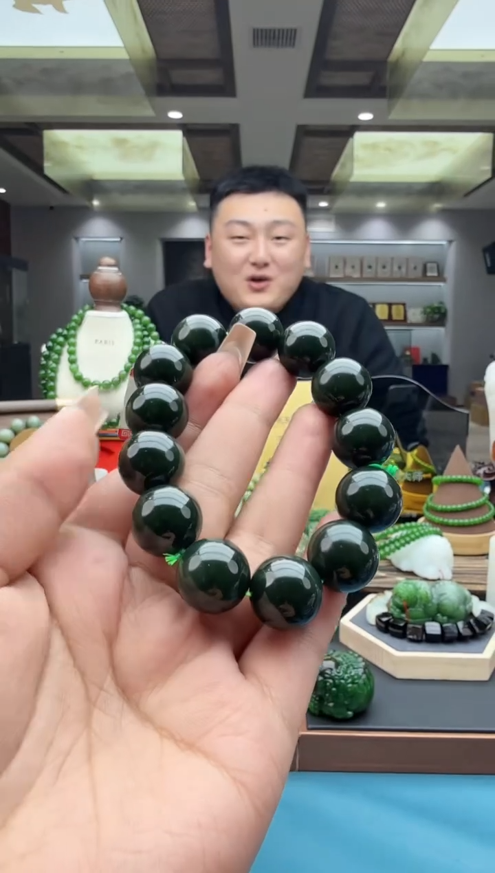 未镶嵌手串和田玉byeqbcl16