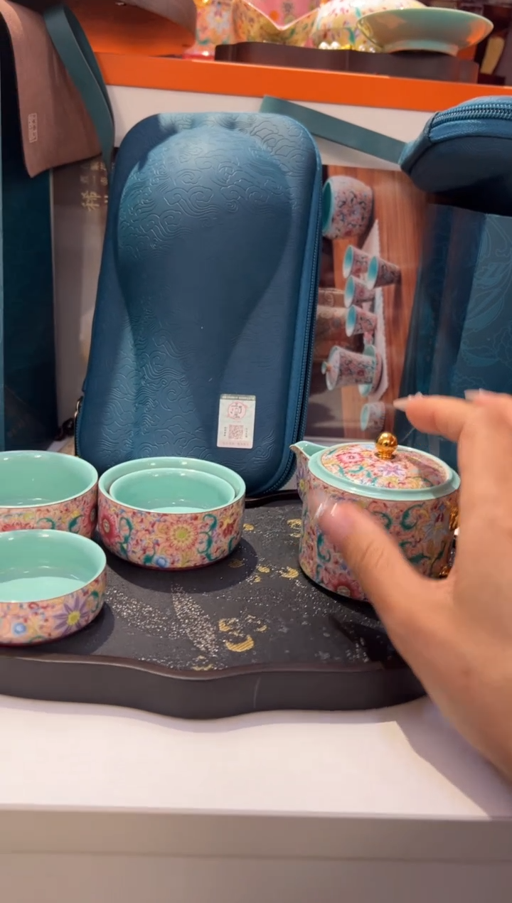 瓷片小乔闪购链接