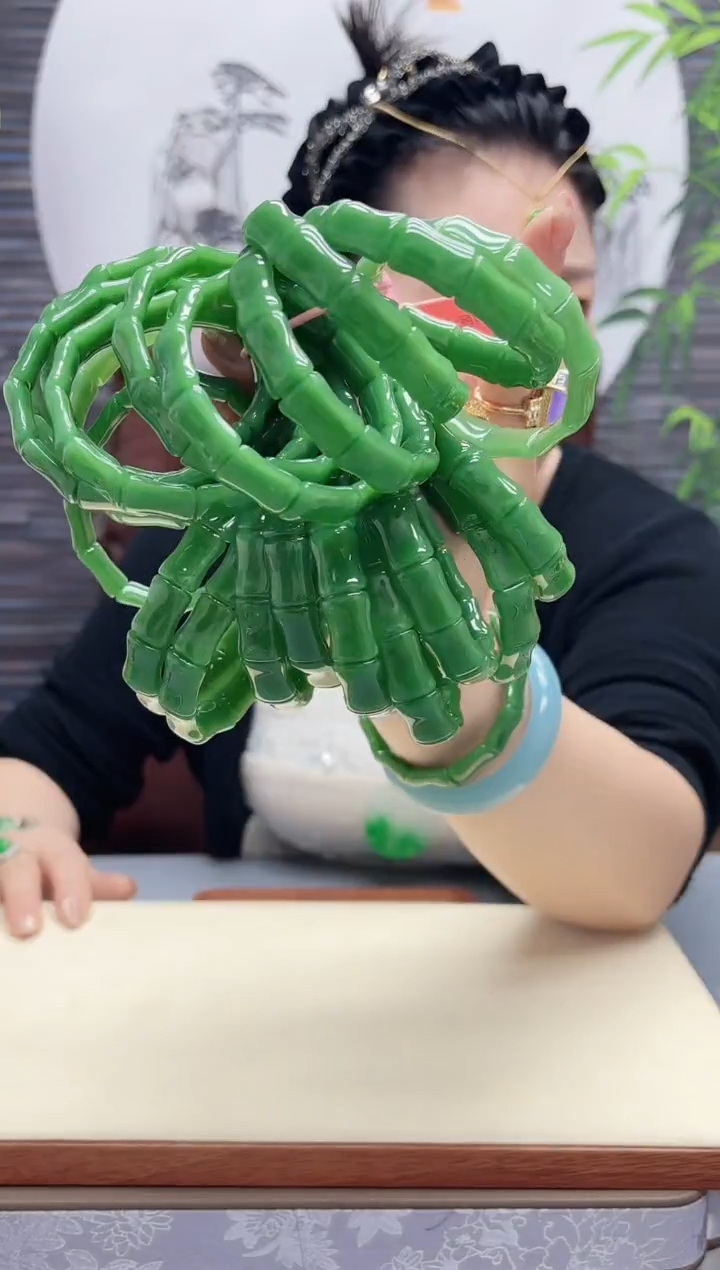 手串未镶嵌和田玉（碧玉）节节高升手牌