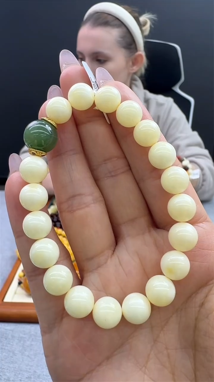 【闪购商品】琥珀手链未镶嵌422秒拍号