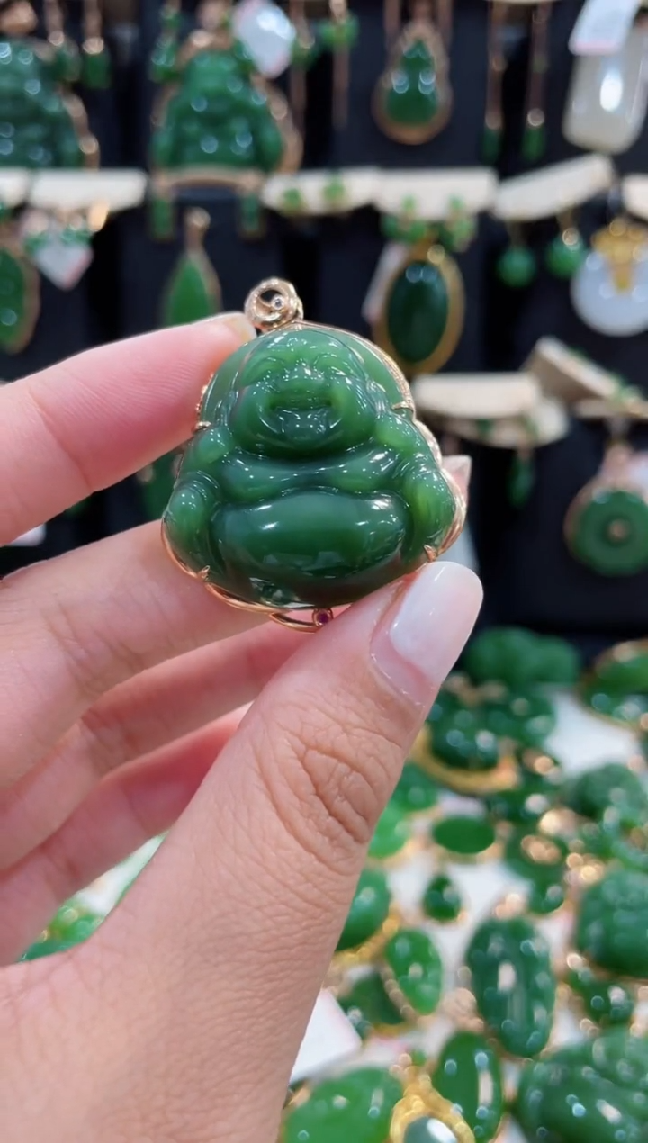 项链18K金镶嵌和田玉（碧玉）佛公