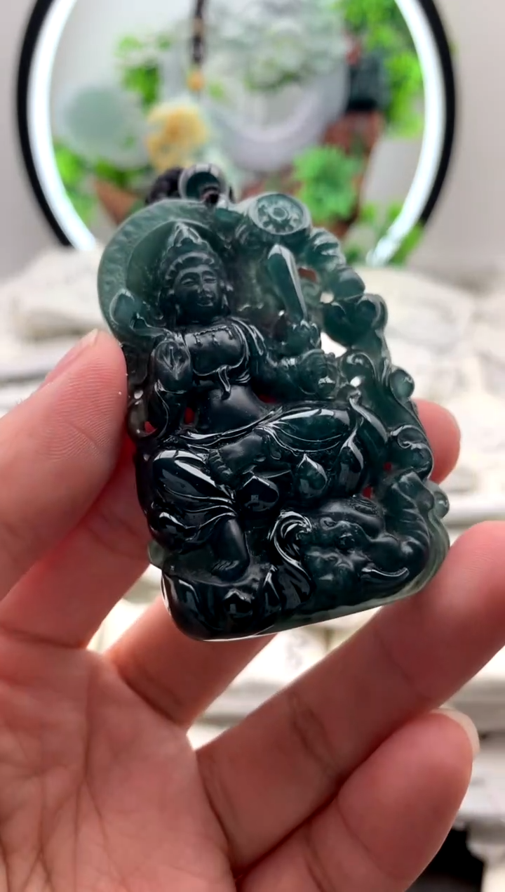 【闪购商品】翡翠颈饰未镶嵌普贤