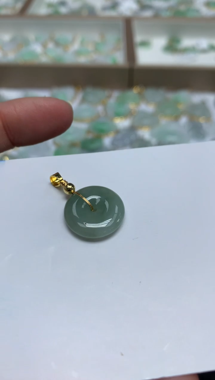 【闪购商品】翡翠颈饰合金天然翡翠A货