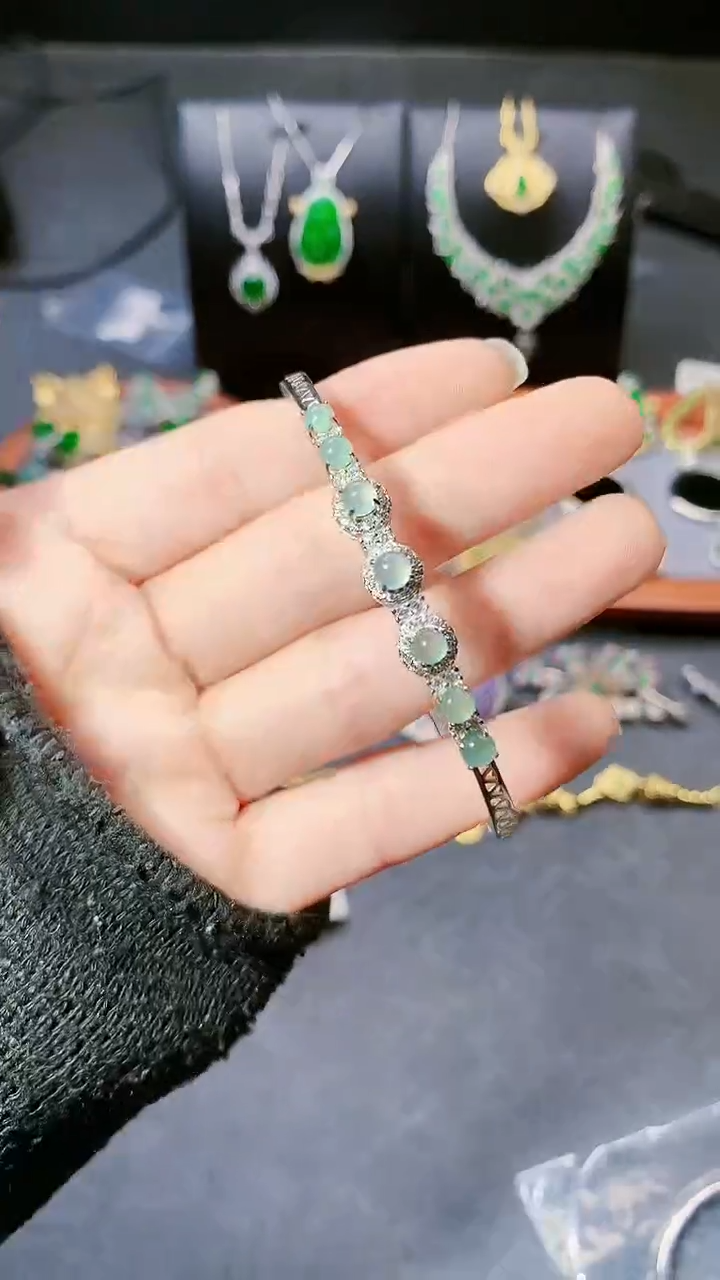 【闪购商品】翡翠手镯银S925镶嵌手镯
