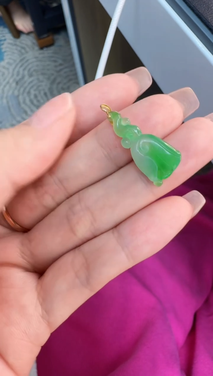 【闪购商品】翡翠18K金镶嵌颈饰缅甸翡翠A货吊坠