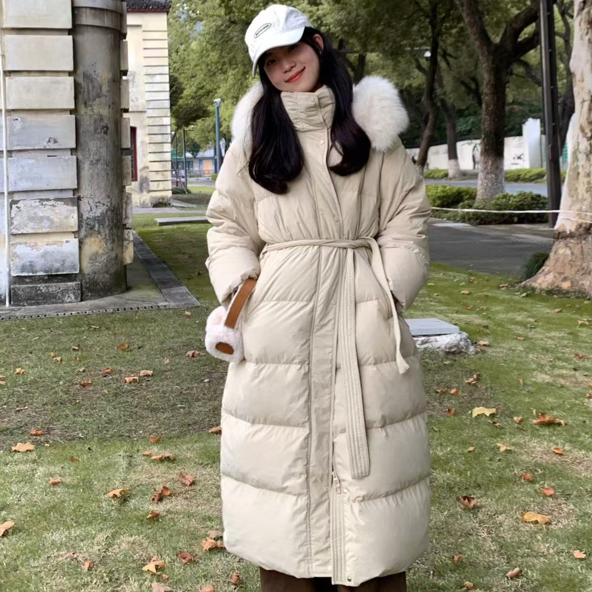 设计感轻奢狐狸大毛领加厚保暖90白鸭绒过膝长款女士羽绒外套