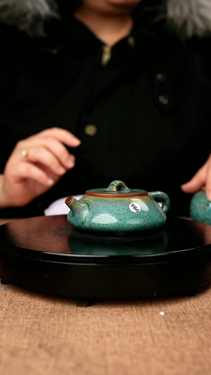 【闪购商品】986#一级品原矿钧瓷炉钧釉石瓢壶