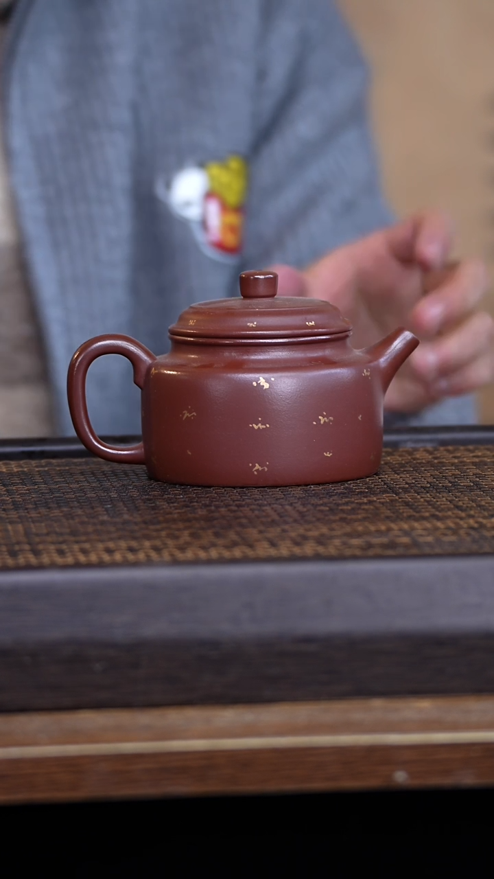 【闪购商品】紫砂茶壶45678932456879