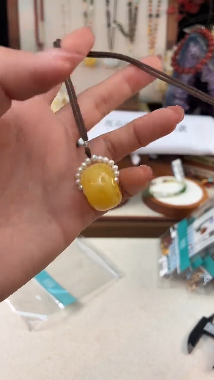 未镶嵌琥珀手饰@@G921J018849