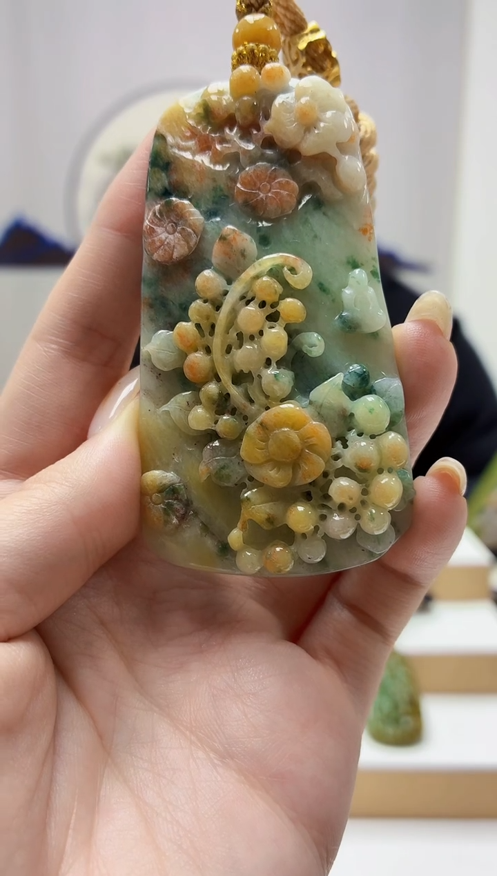 未镶嵌定制翡翠盛***理5060jw-毛货挂件