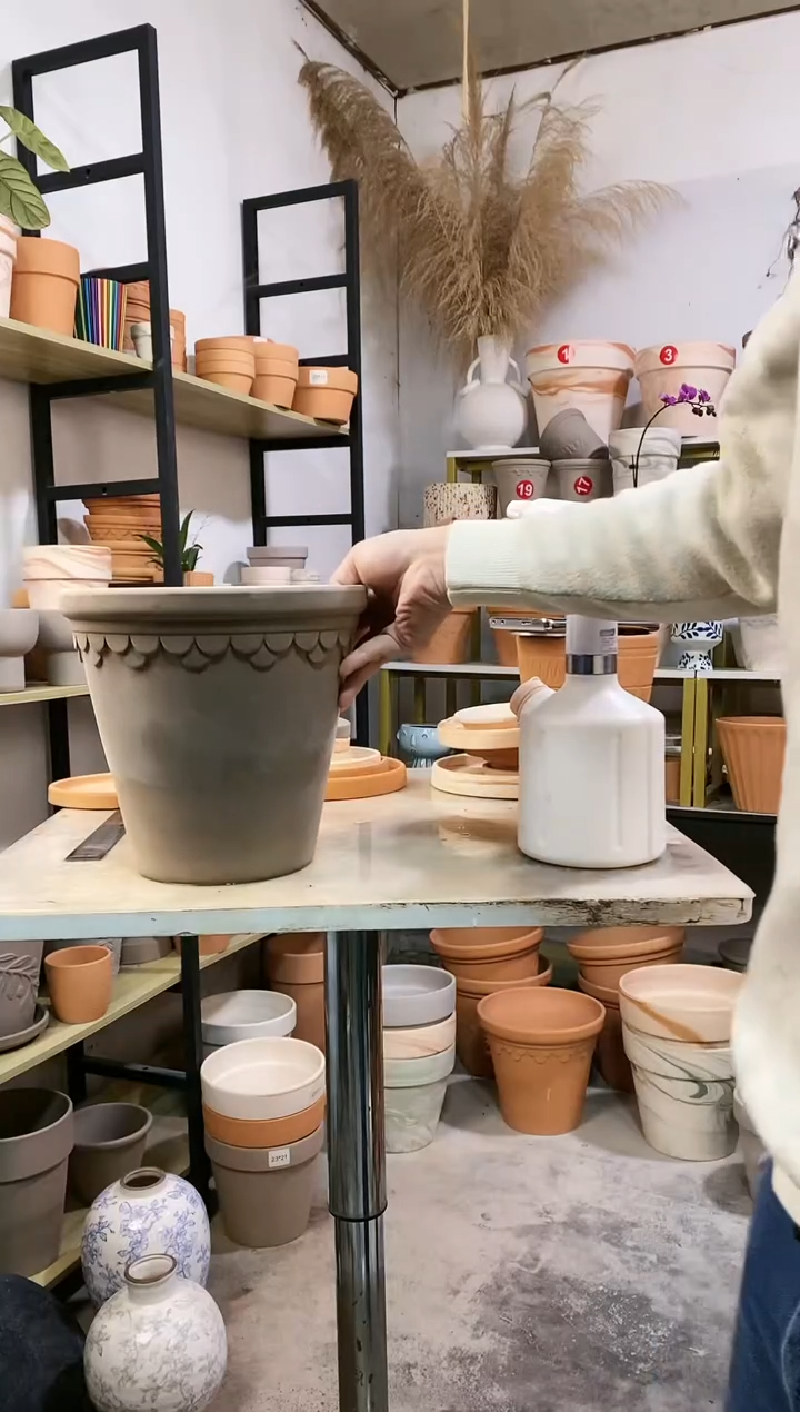 【闪购商品】红陶瑕疵无售后25*23灰陶巴洛克 1盆无托