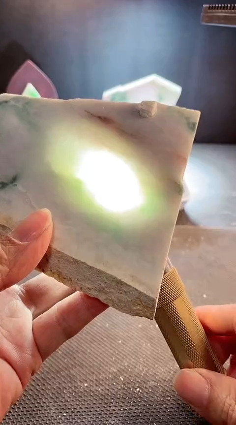 【闪购商品】翡翠颈饰未镶嵌翡翠