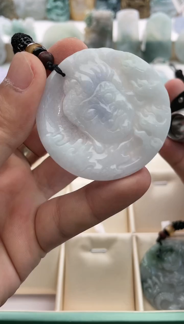 【闪购商品】翡翠颈饰未镶嵌..../1/13/81