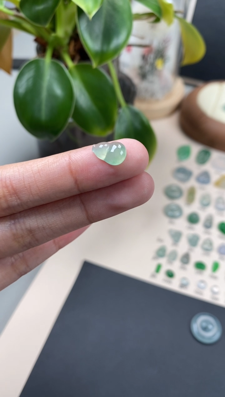 【闪购商品】翡翠颈饰未镶嵌翡翠冰种葫芦