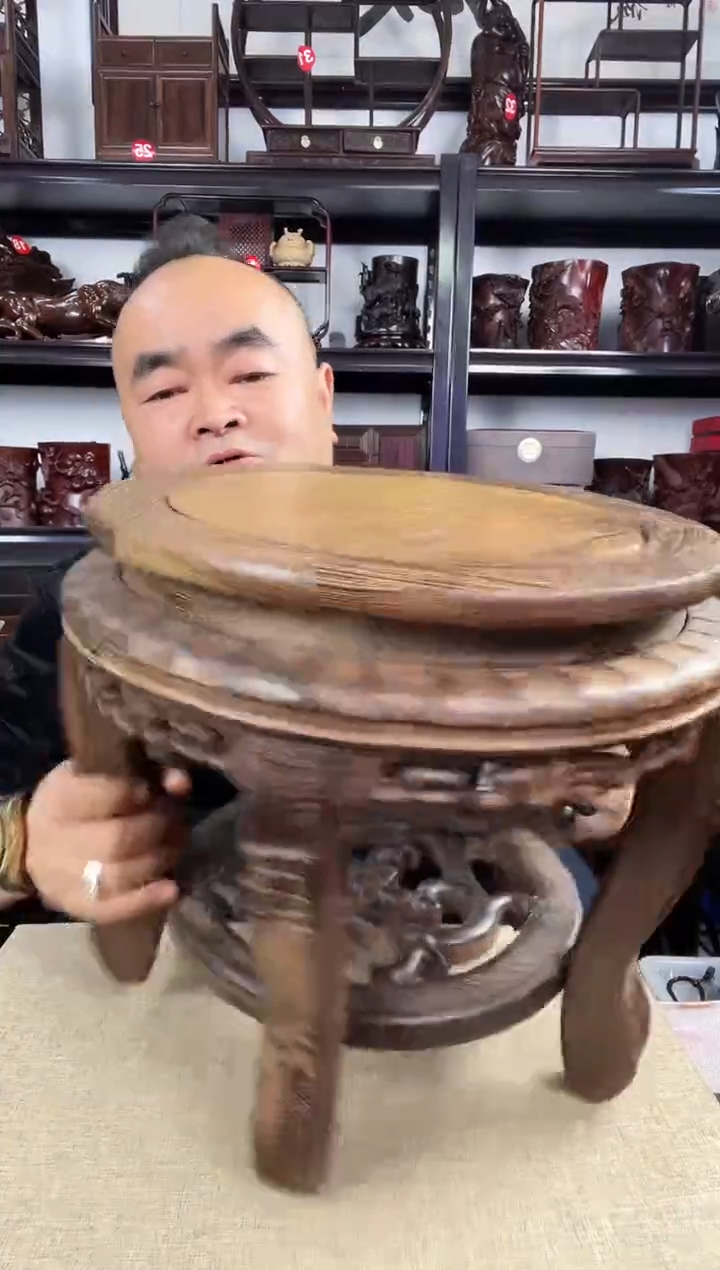 木老李红木工艺品247瑕疵