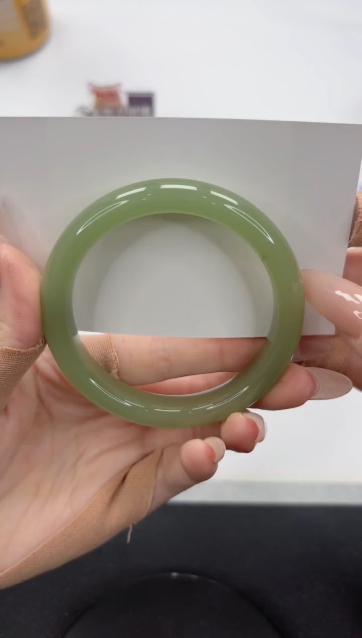 【闪购商品】石英质玉手镯未镶嵌A405-57.2