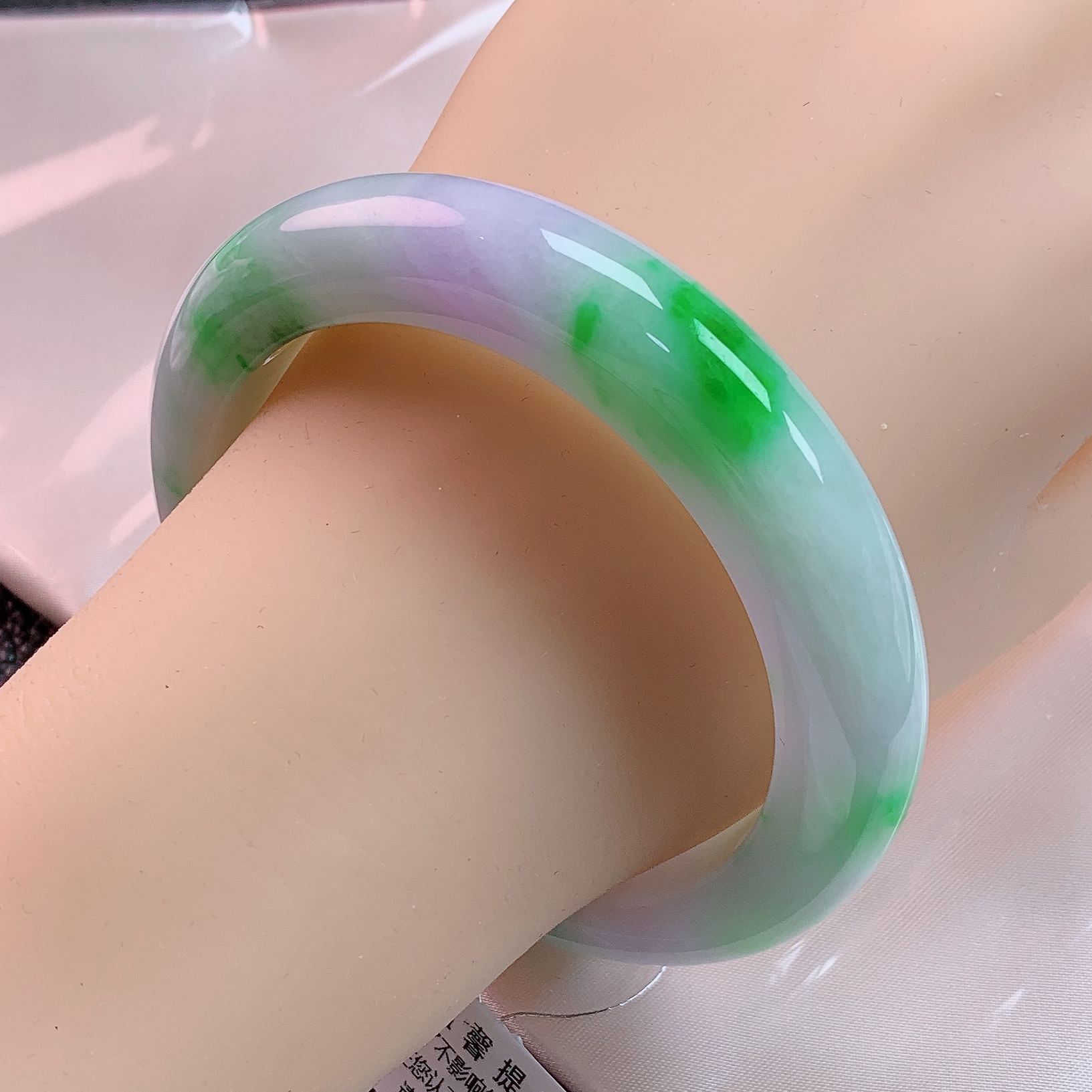 60圈白底青翡翠手镯版型厚庄带紫带绿缅甸天然A货翡翠