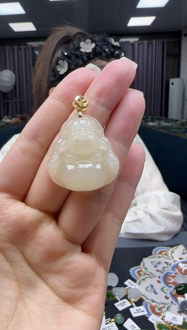 和田玉18K金镶嵌挂件1