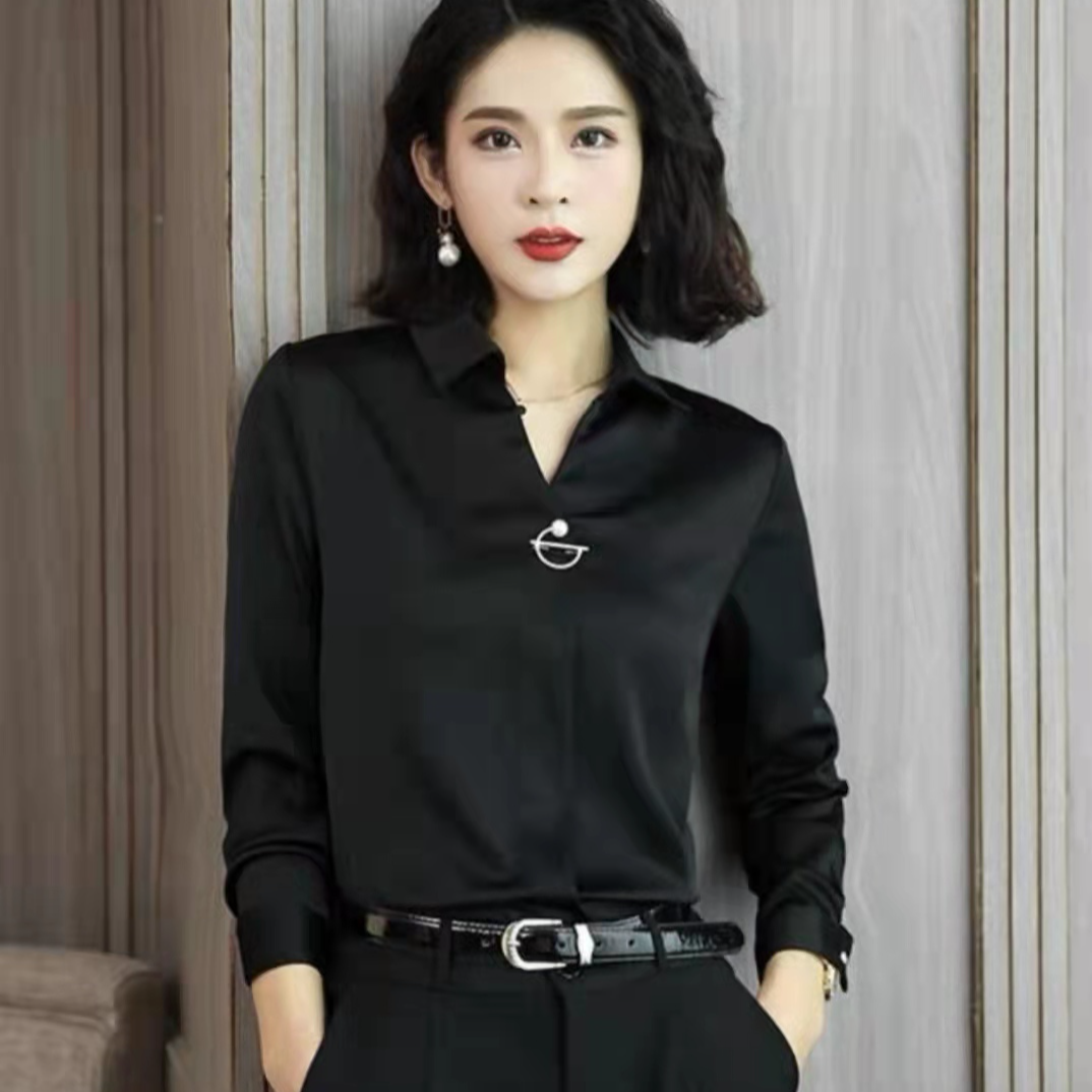 时尚百搭洋气小衫 不带胸针