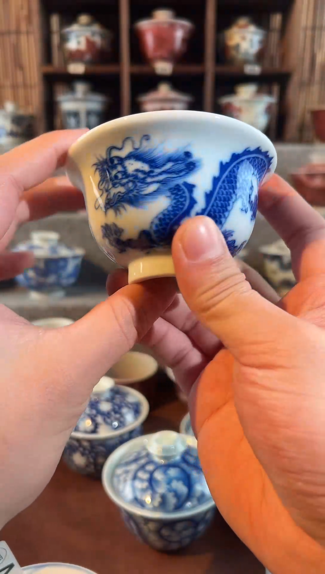 【闪购商品】天禄言瓷龙纹压手008