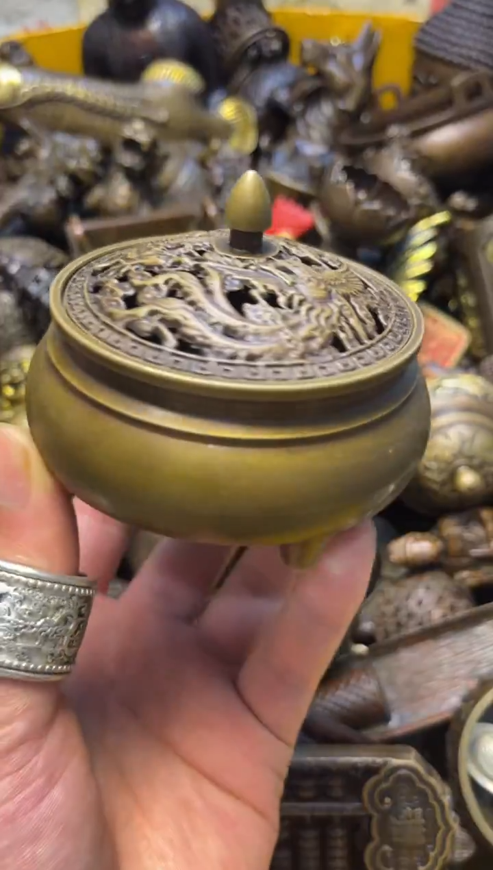 精美铜器，点击下单