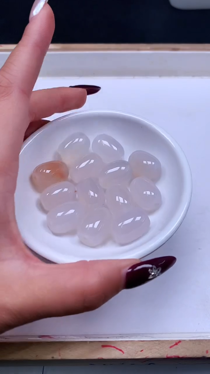 未镶嵌散珠南红玛瑙B437 荔枝冻大桶珠13*18mm1个4.9元