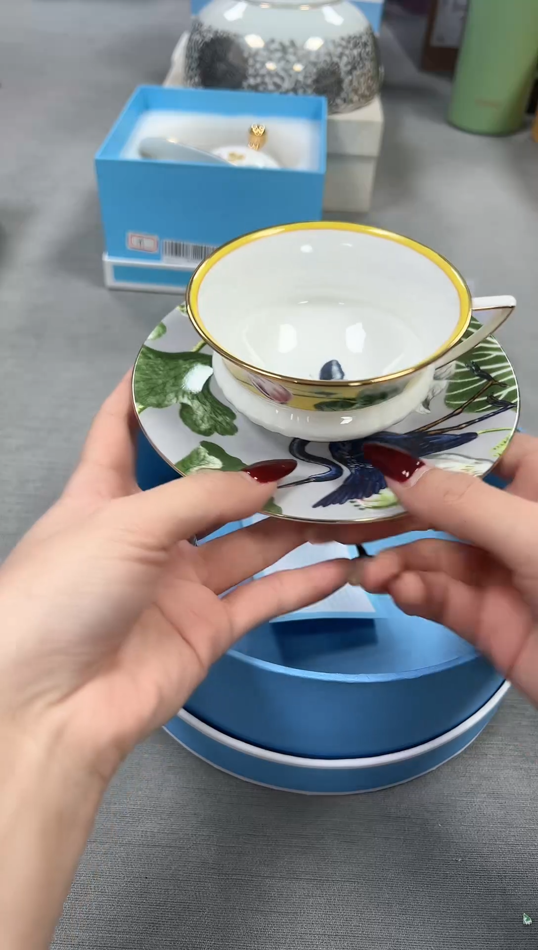 【闪购商品】瓷片新号开播不计成本欢迎点菜！