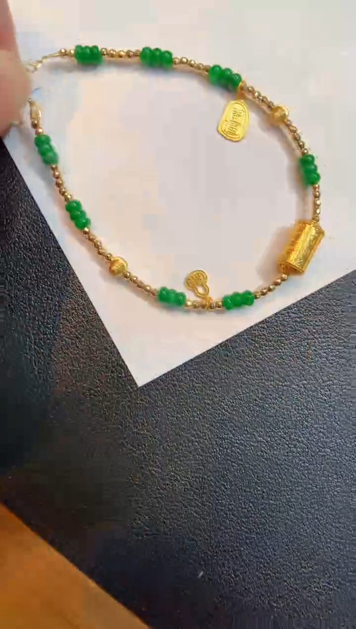 18K金镶嵌手链翡翠手链