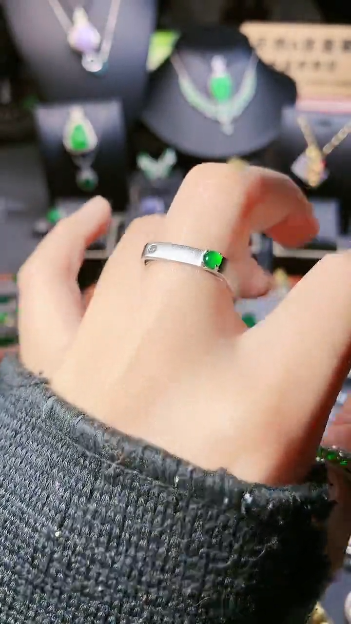 【闪购商品】翡翠戒指银S925镶嵌戒指