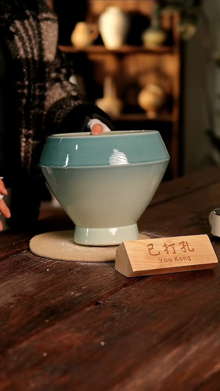 摆件18-102高22口20误差2已打孔