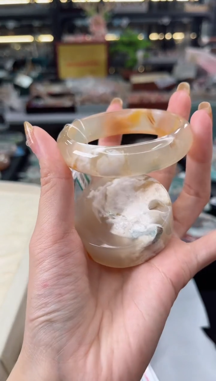 【闪购商品】石英质玉手镯未镶嵌55圈口（赠品镯心）35572159