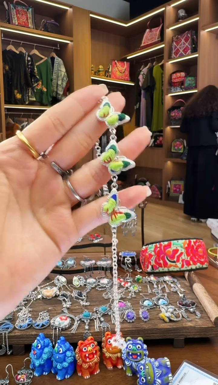 【闪购商品】织绣52黔东南苗族刺绣