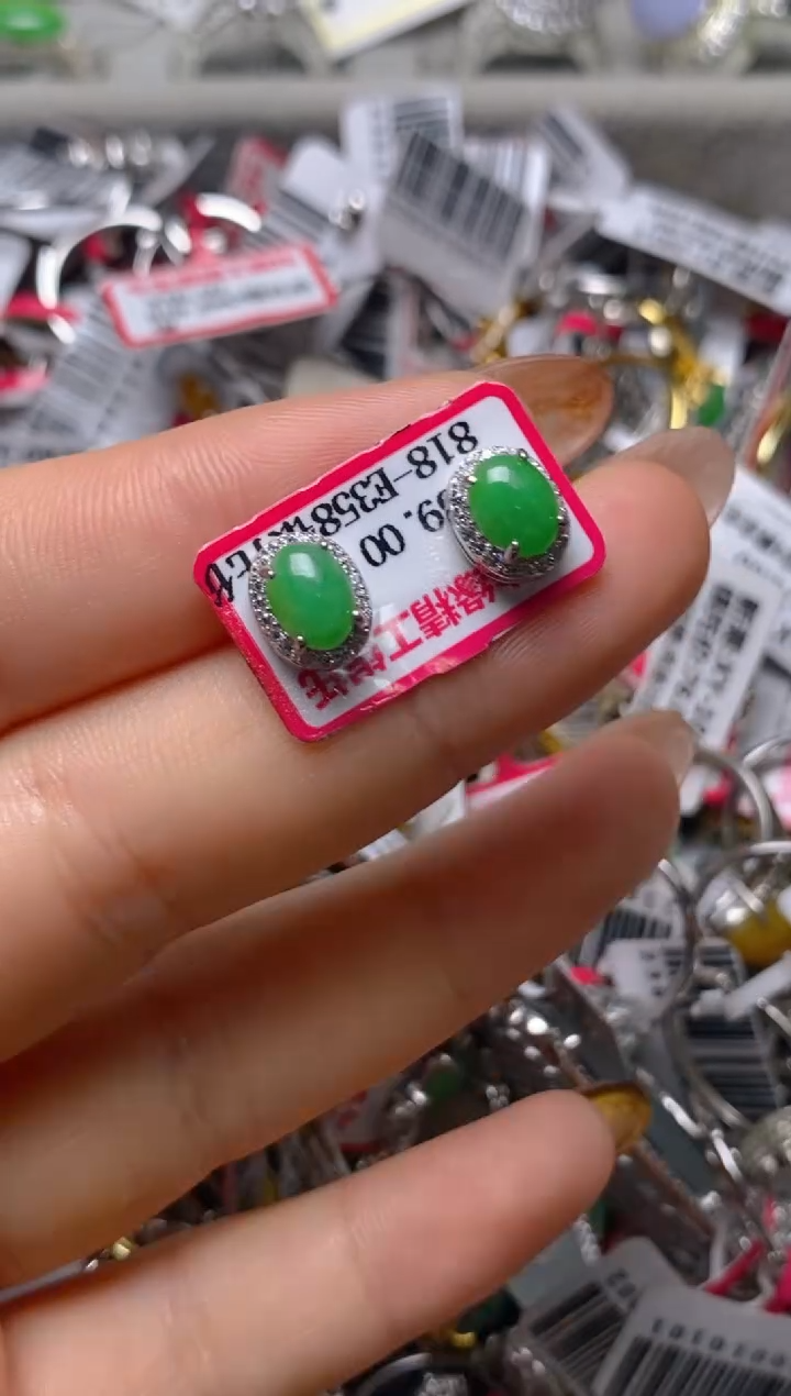 银S925镶嵌戒指翡翠百内无证书